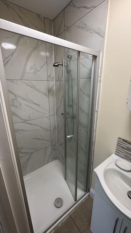 Property photo 3 of 3