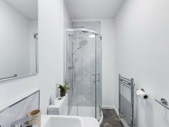 Property photo 3 of 4 8463799.Jpg