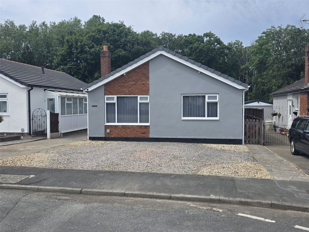 Property photo 2 of 17 Picture No. 22