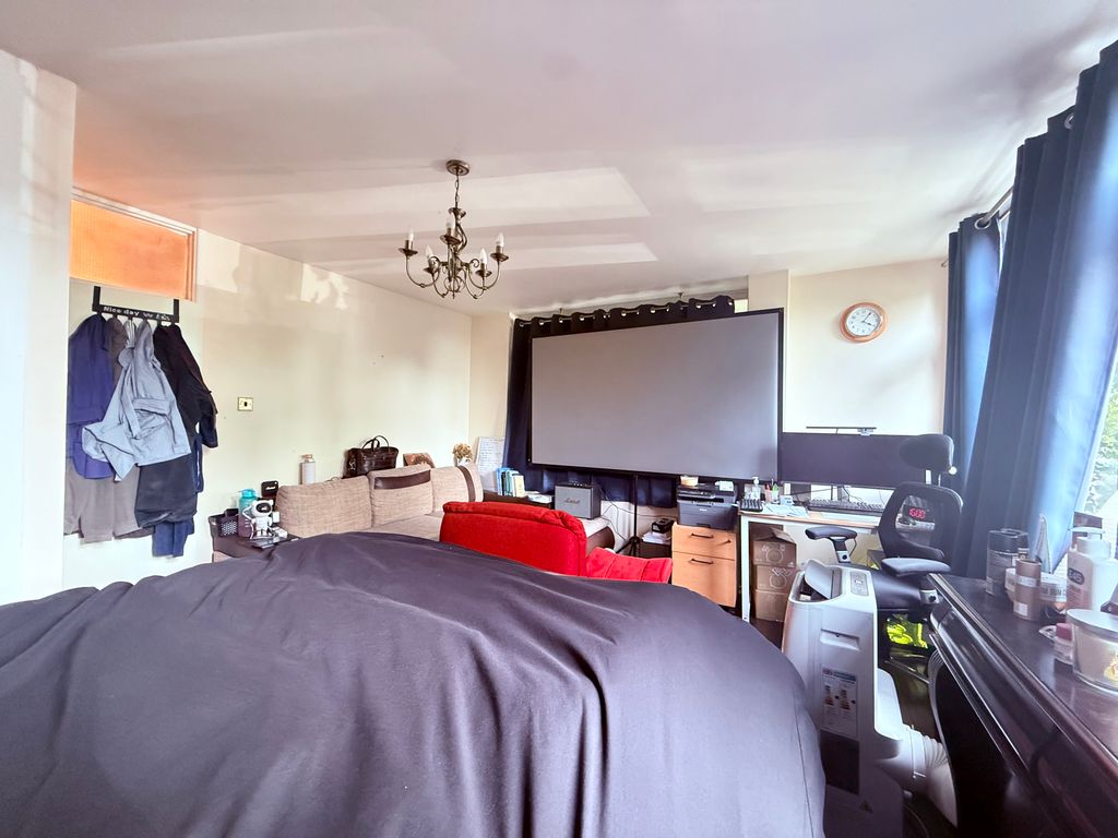 Property photo 3 of 7 792ee2E1432A0391479c9976922Cbd336Ace6606.Jpeg
