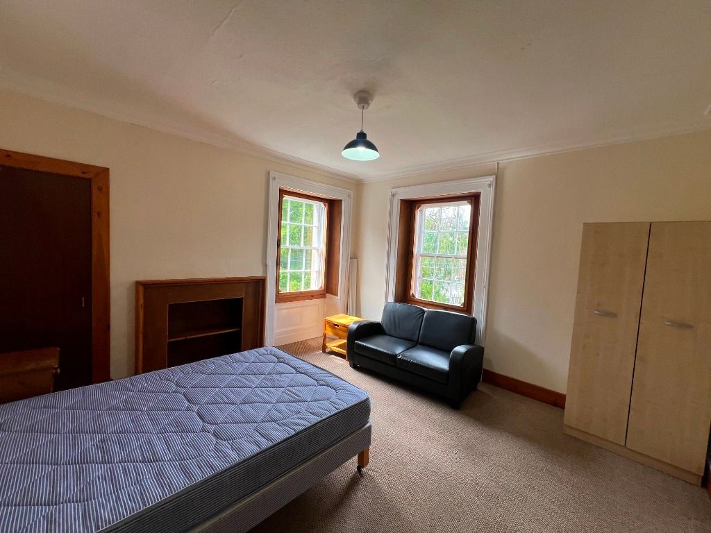 Property photo 2 of 11 Photo 2