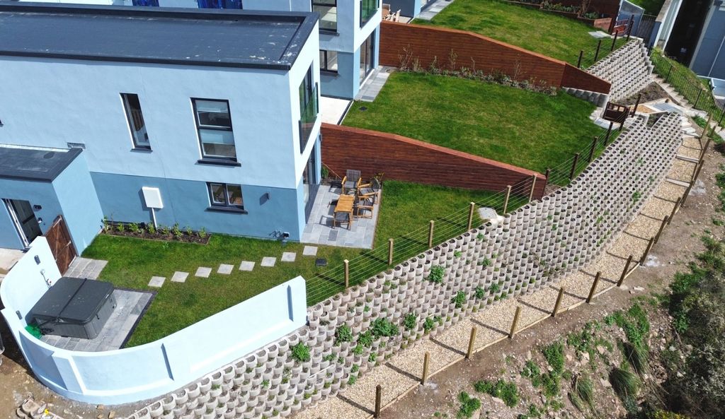 Property photo 2 of 16 Overhead View