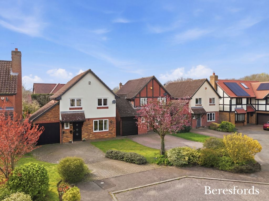 Property photo 1 of 24 Front