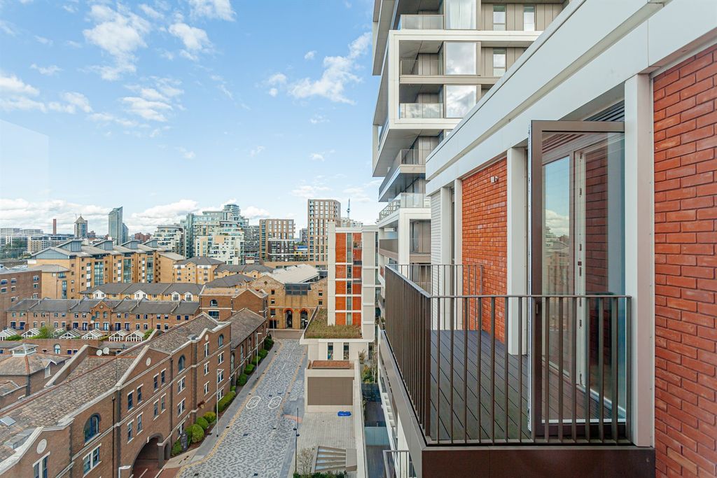 Property photo 1 of 27 (Main)