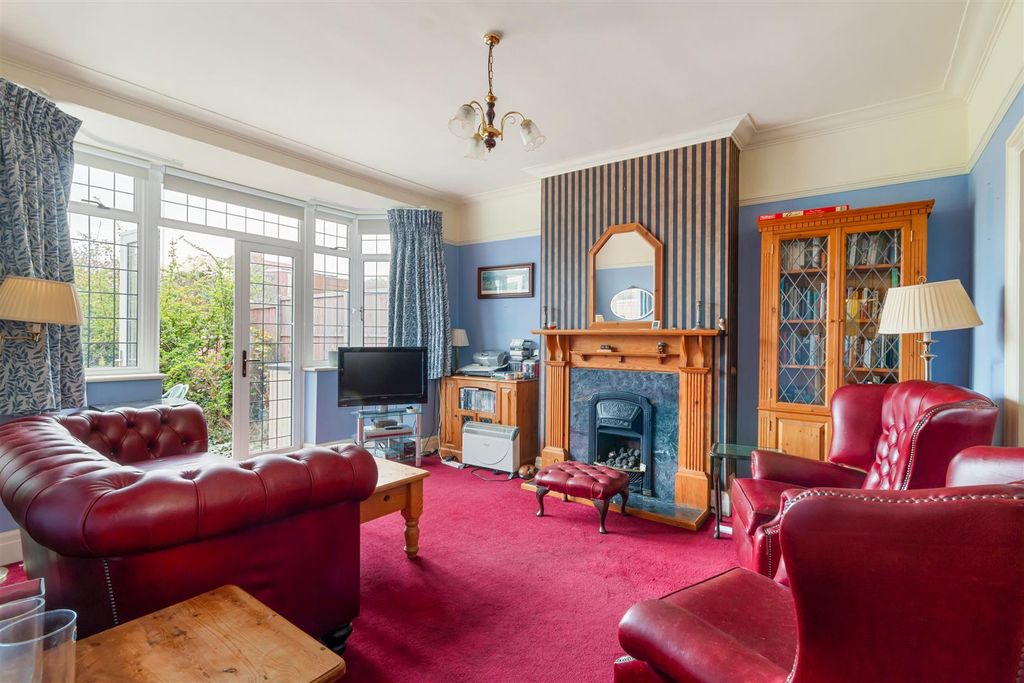 Property photo 3 of 11 Reception Room