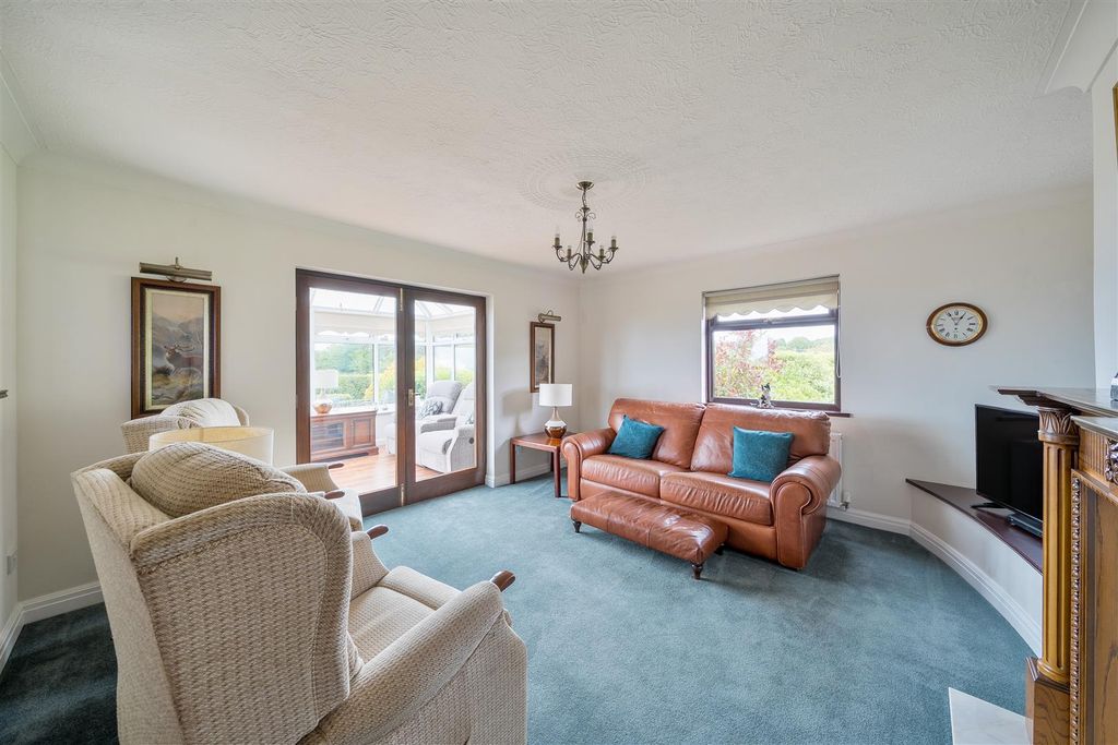 Additional image 4 of 3 bed detached bungalow for saleLlanarth SA47