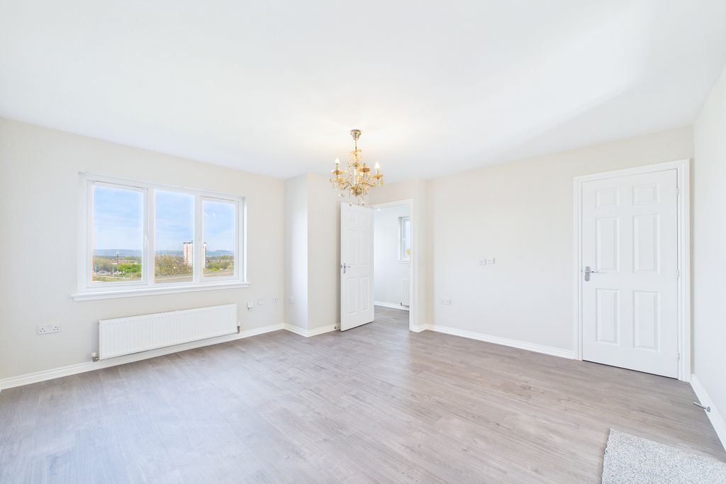 Additional image 5 of 3 bed semi-detached house to rentWhitehaugh Road G53