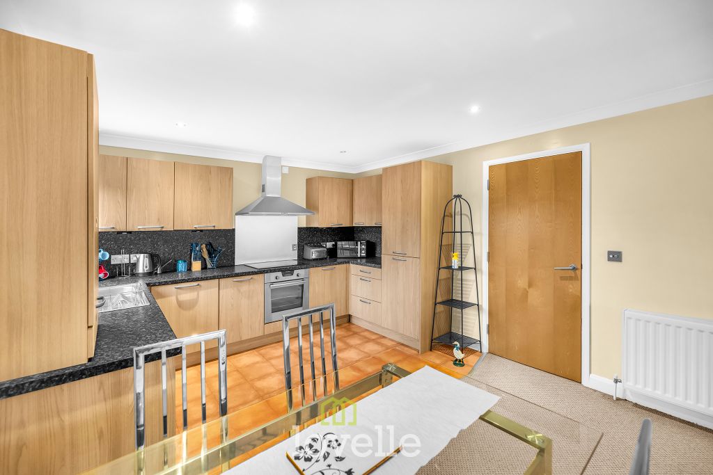 Property photo 3 of 26