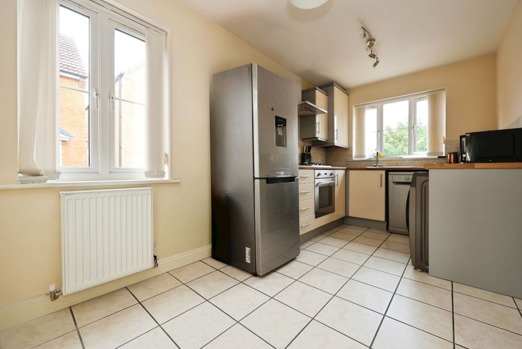 Property photo 3 of 19 5322512