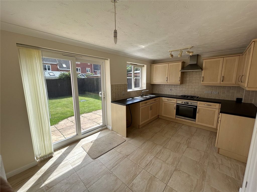 Property photo 2 of 16 Picture No. 22