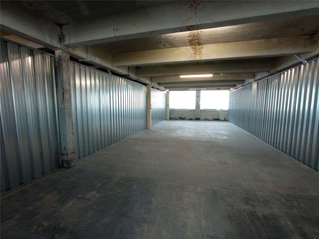 Property photo 3 of 4 Picture No. 01