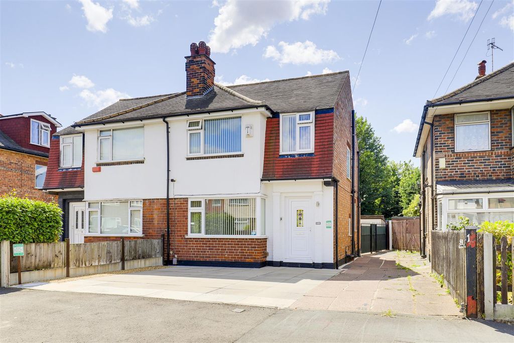Property photo 1 of 17 8648.Jpg