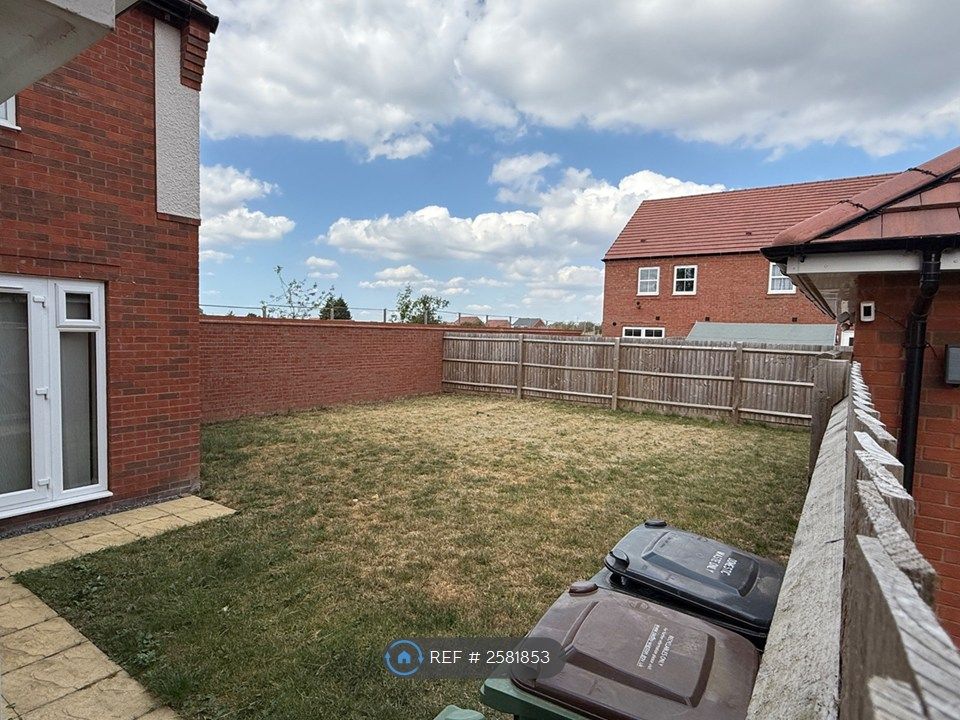 Property photo 2 of 18 Rear Garden
