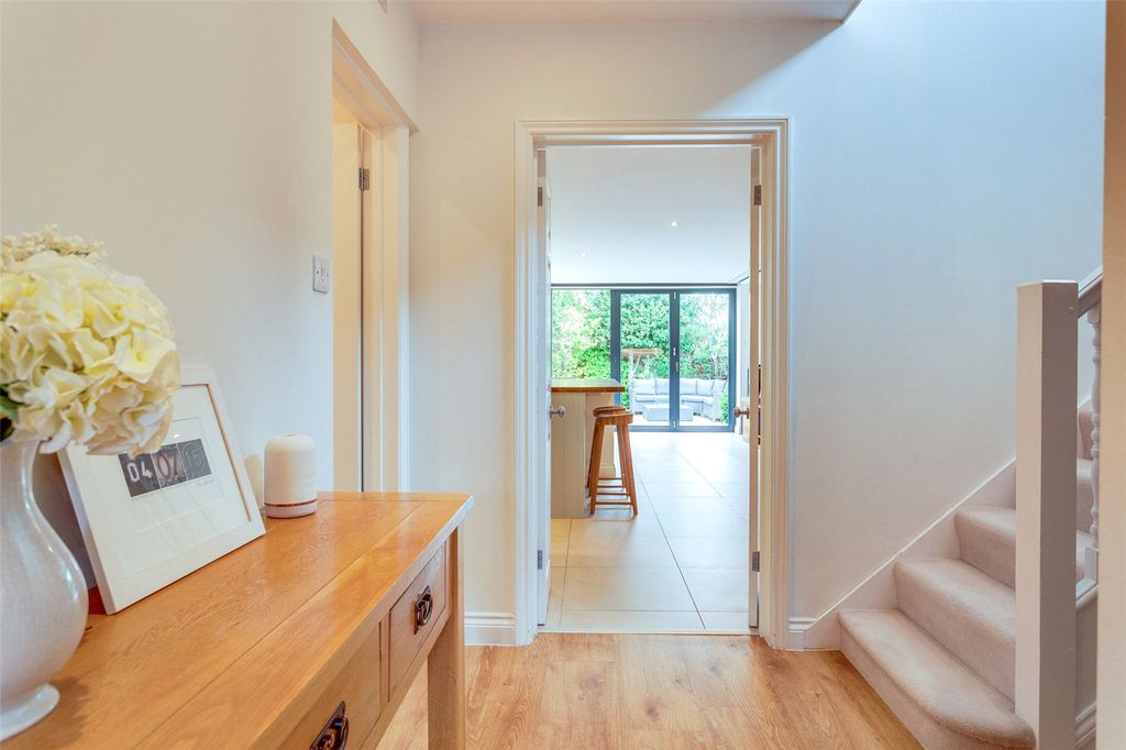 Property photo 3 of 23 Picture No. 09