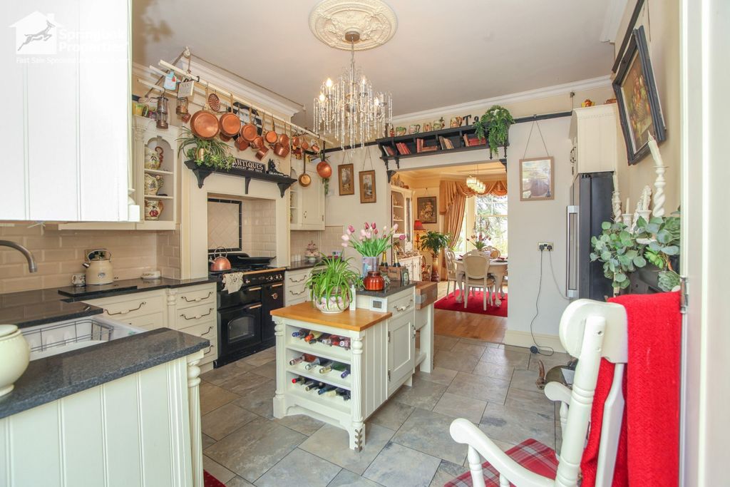 Additional image 9 of 6 bed detached house for saleBritannia Villas, Britannia Terrace, Blackwood, Gwent NP12