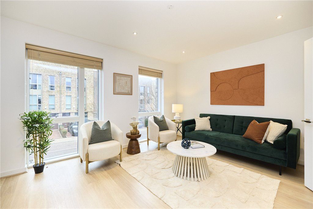 Property photo 1 of 33 Reception Room
