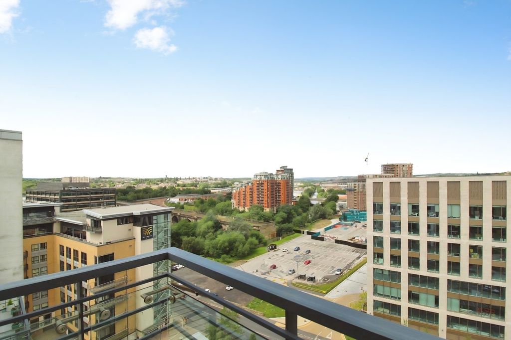 Property photo 1 of 14 Picture No. 35