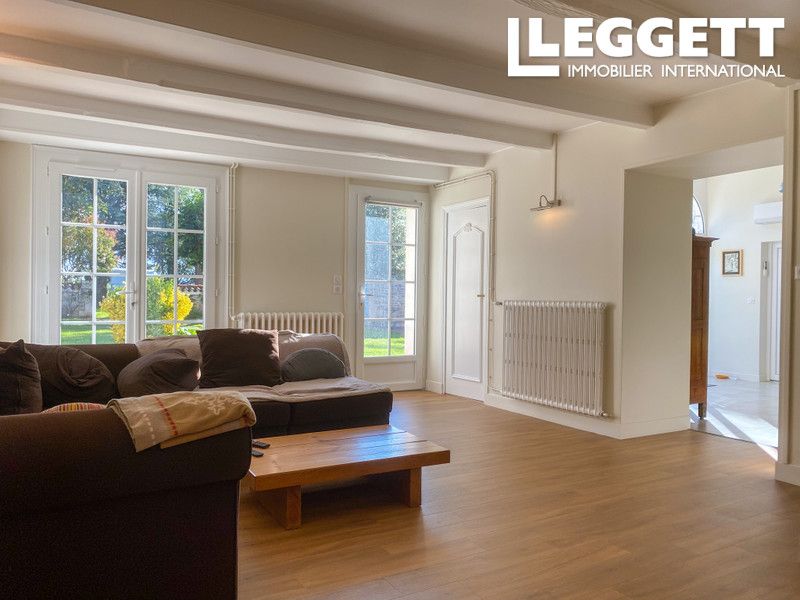 Property photo 3 of 10