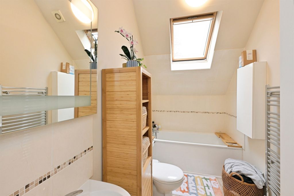 Additional image 16 of 3 bed semi-detached house for saleSt. Andrew Street, Hertford SG14