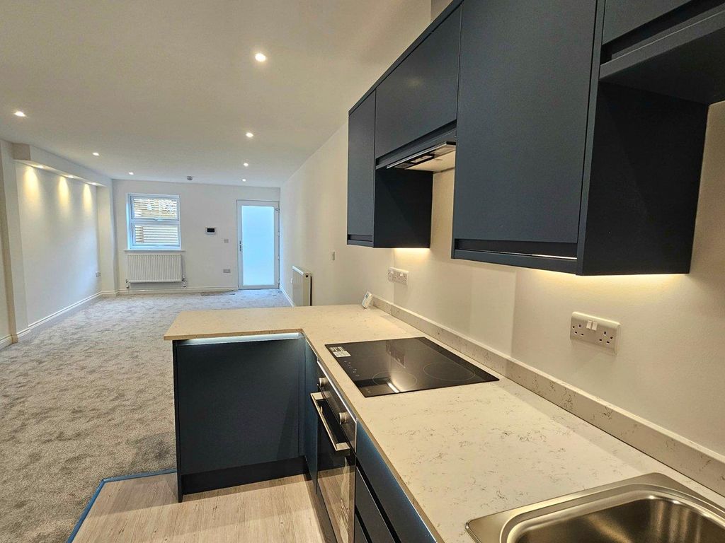 Property photo 1 of 9 1 Tamara Court