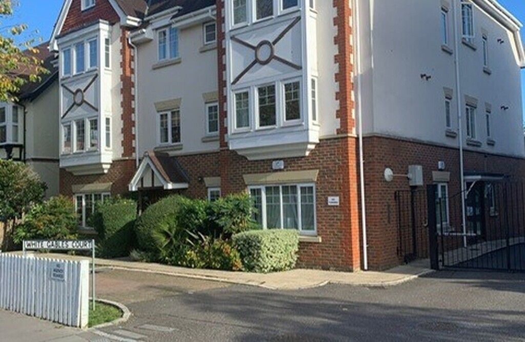 Property photo 1 of 9 Front