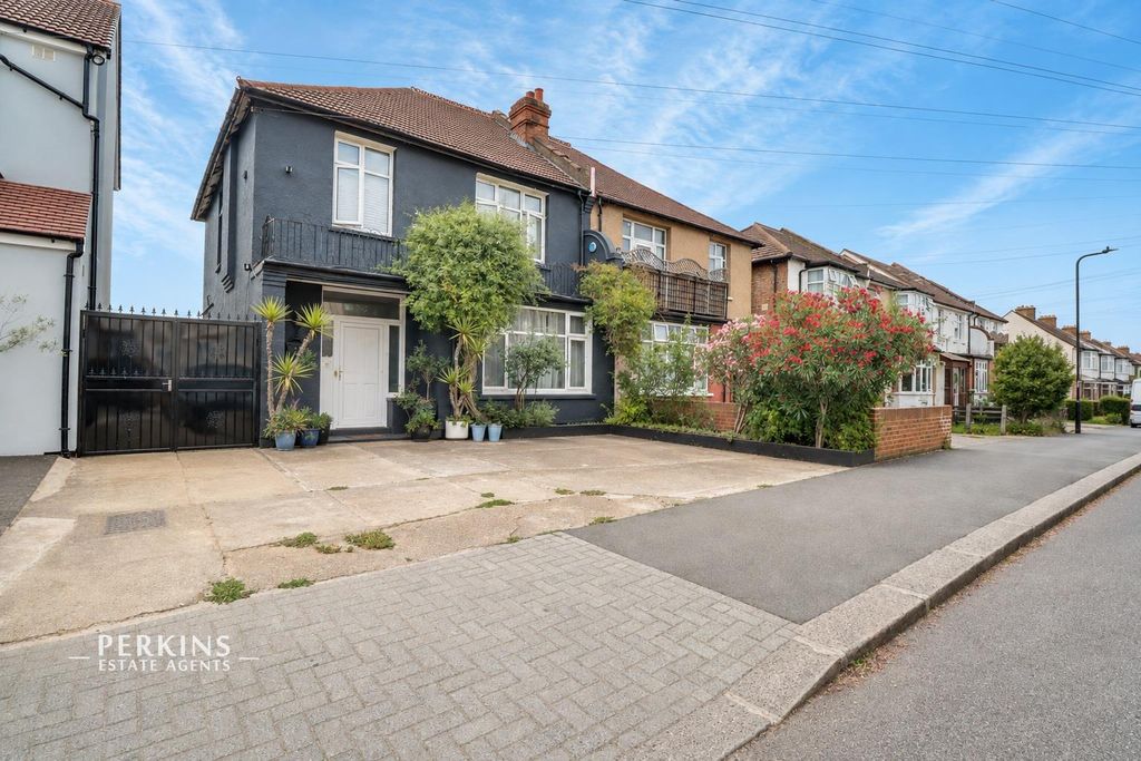 Property photo 1 of 13 Front J.Jpg