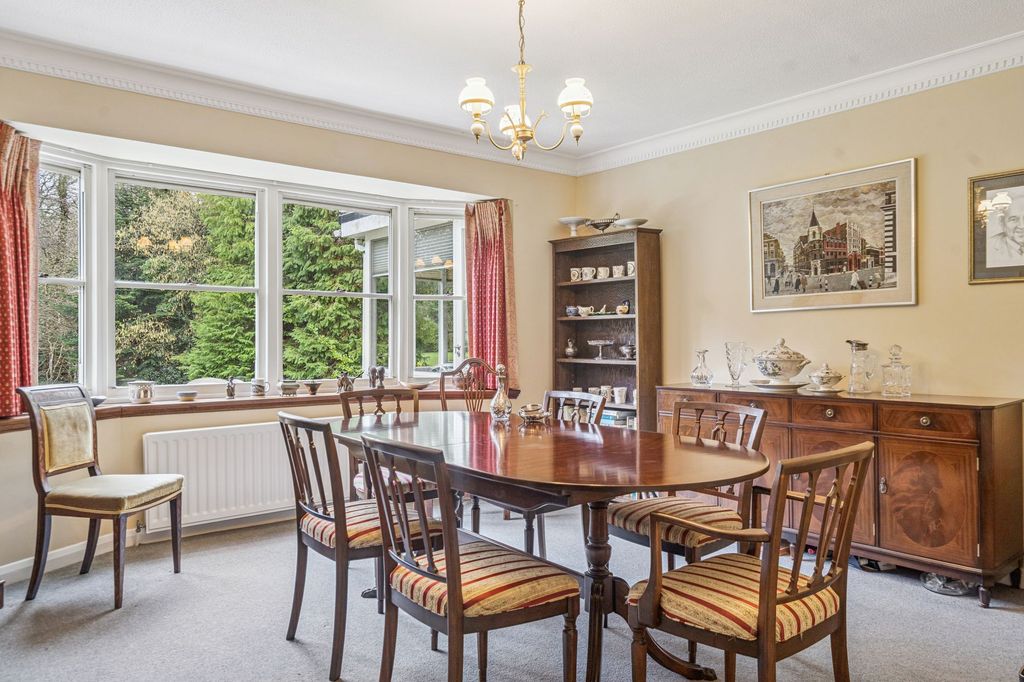 Additional image 4 of 6 bed detached house for saleTemplewood Lane, Farnham Common SL2