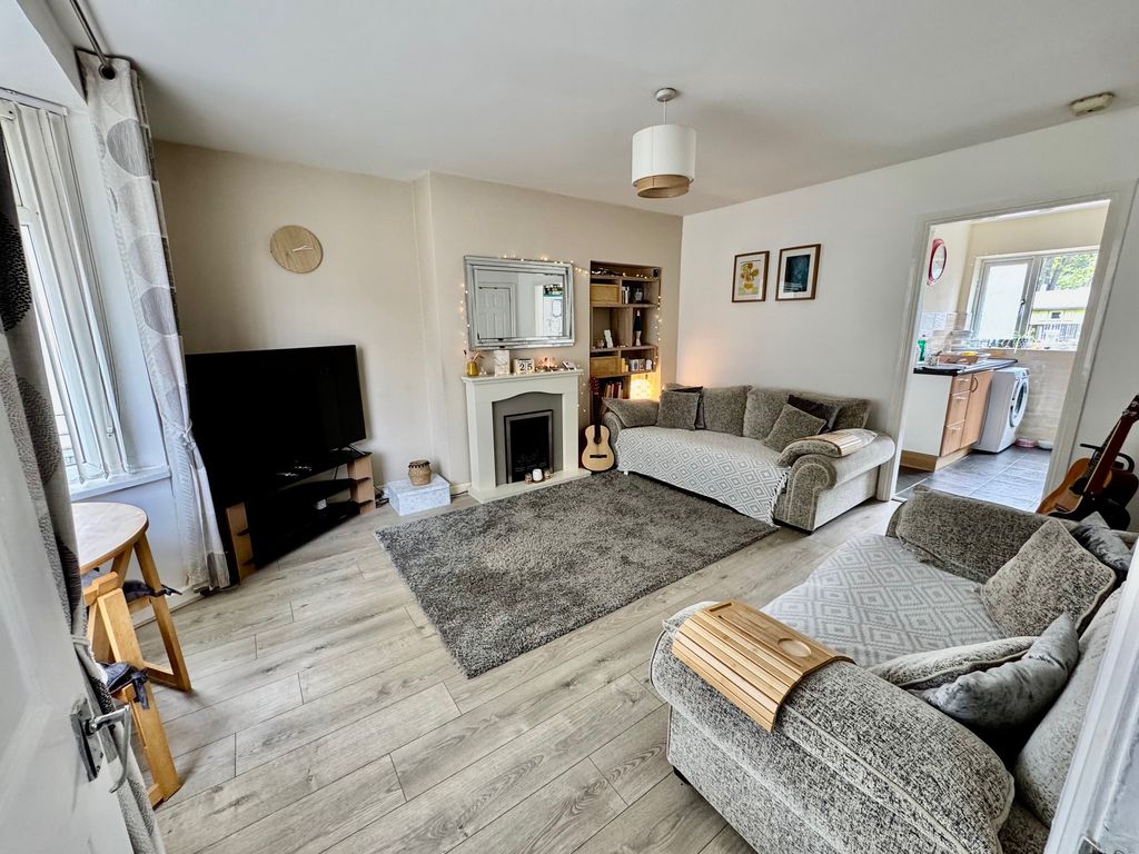 Property photo 3 of 17 12