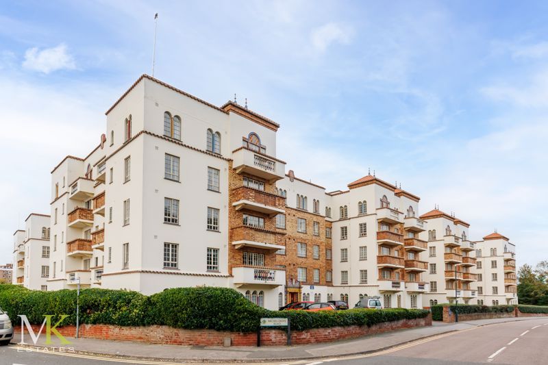 Property photo 1 of 11 Photo 22