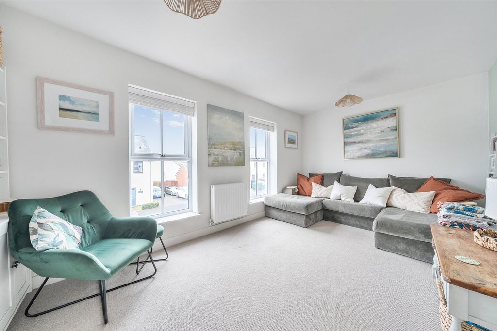 Property photo 2 of 17 2 - Picture No. 14