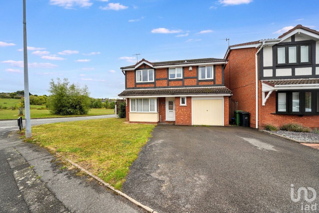 Property photo 1 of 33