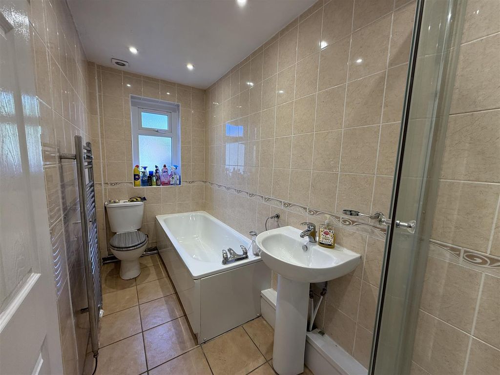 Property photo 3 of 14 Image00013.Jpeg