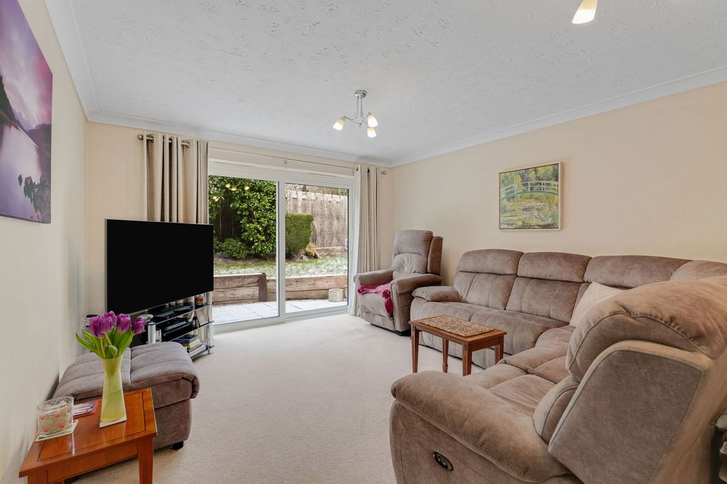 Property photo 3 of 24