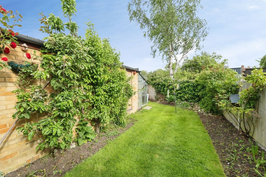 Property photo 2 of 15