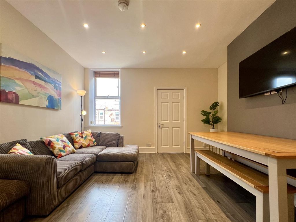 Property photo 3 of 6 Img_3926.Jpg