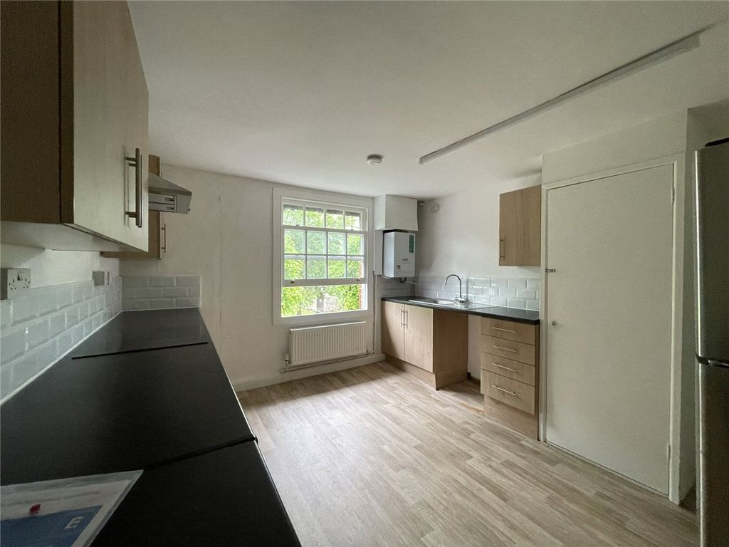 Property photo 2 of 7 Picture No. 16