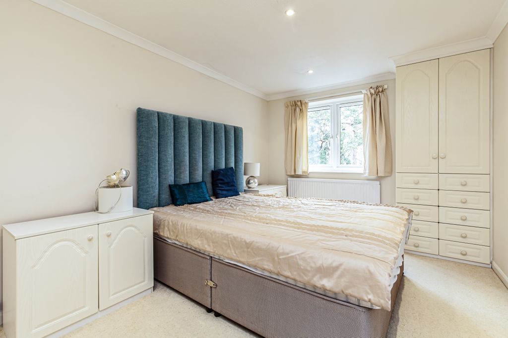 Property photo 3 of 7 174204