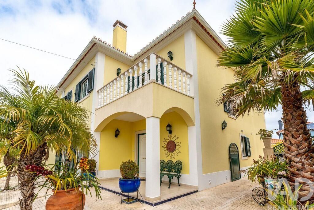 Property photo 1 of 33