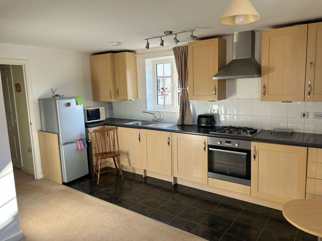 Property photo 1 of 13 Kitchen.Jpg