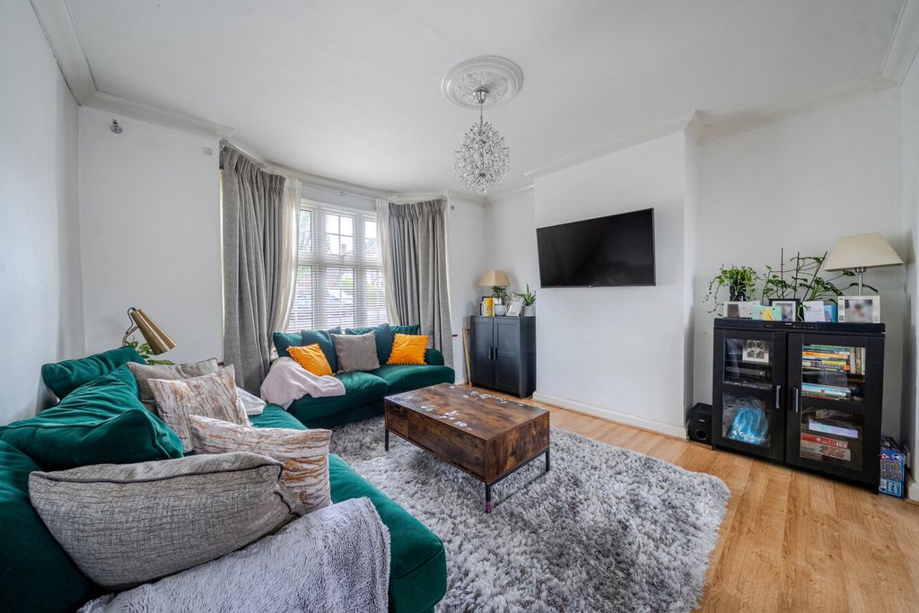 Property photo 2 of 16 1438156-11-69E0d3...