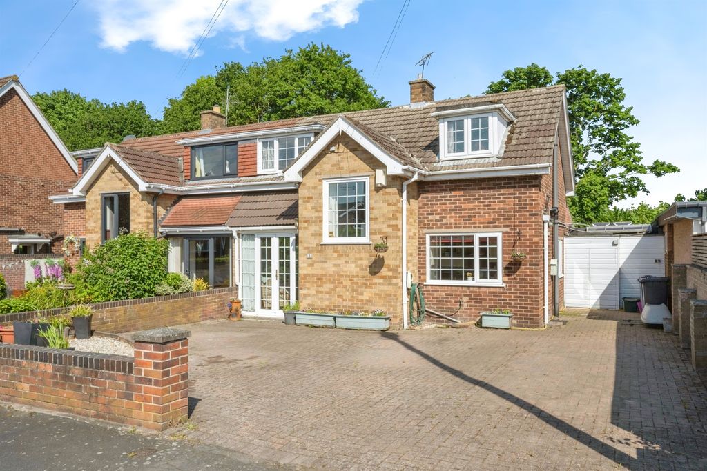 Property photo 1 of 14
