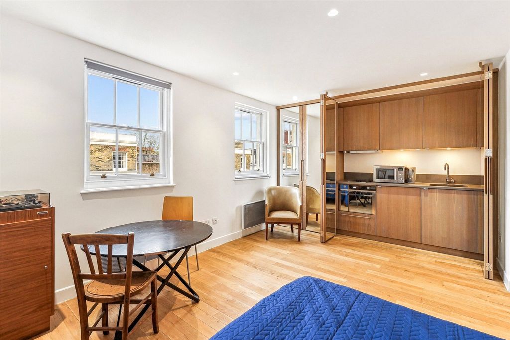 Property photo 1 of 5 Elizabeth Street (7)