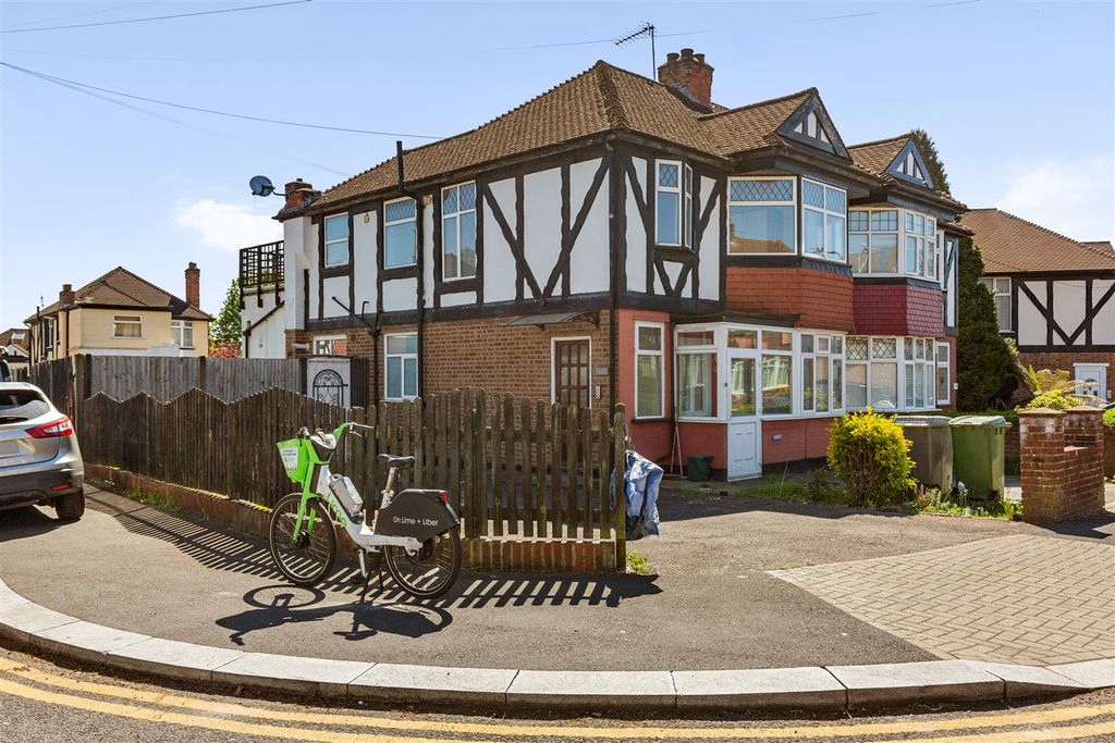 Property photo 3 of 9 19747537 (10).Jpg