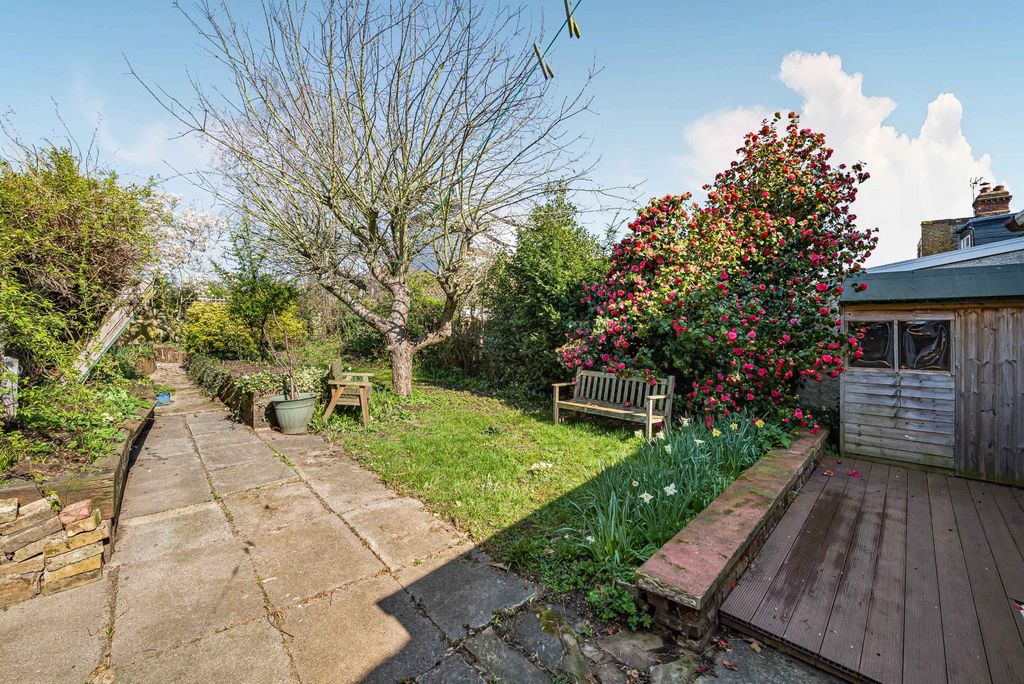 Property photo 3 of 28 Picture No. 14