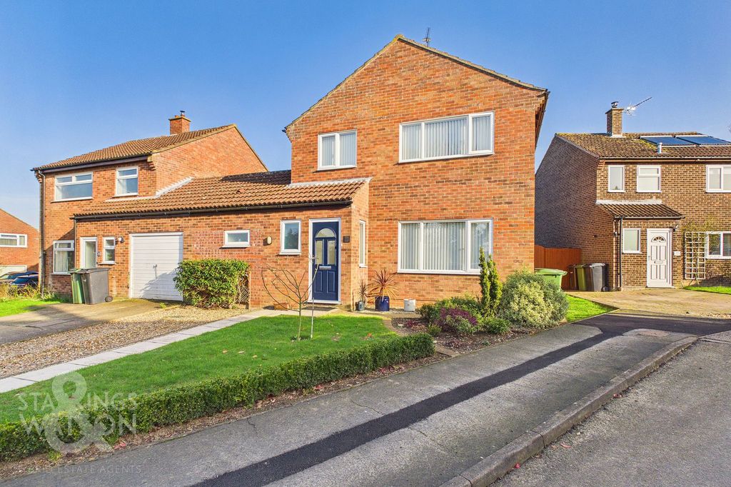 Property photo 1 of 28