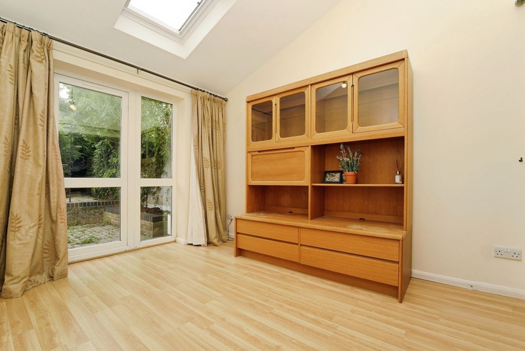 Property photo 3 of 15 Pbox-Img.Jpg