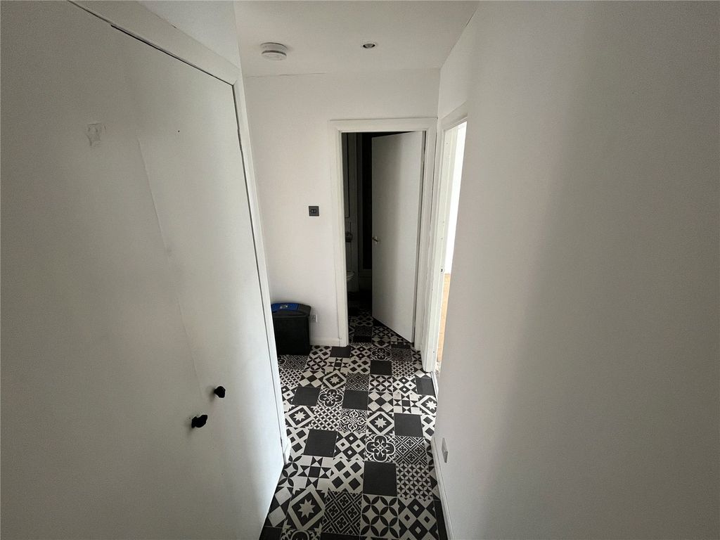 Property photo 2 of 8 Picture No. 03