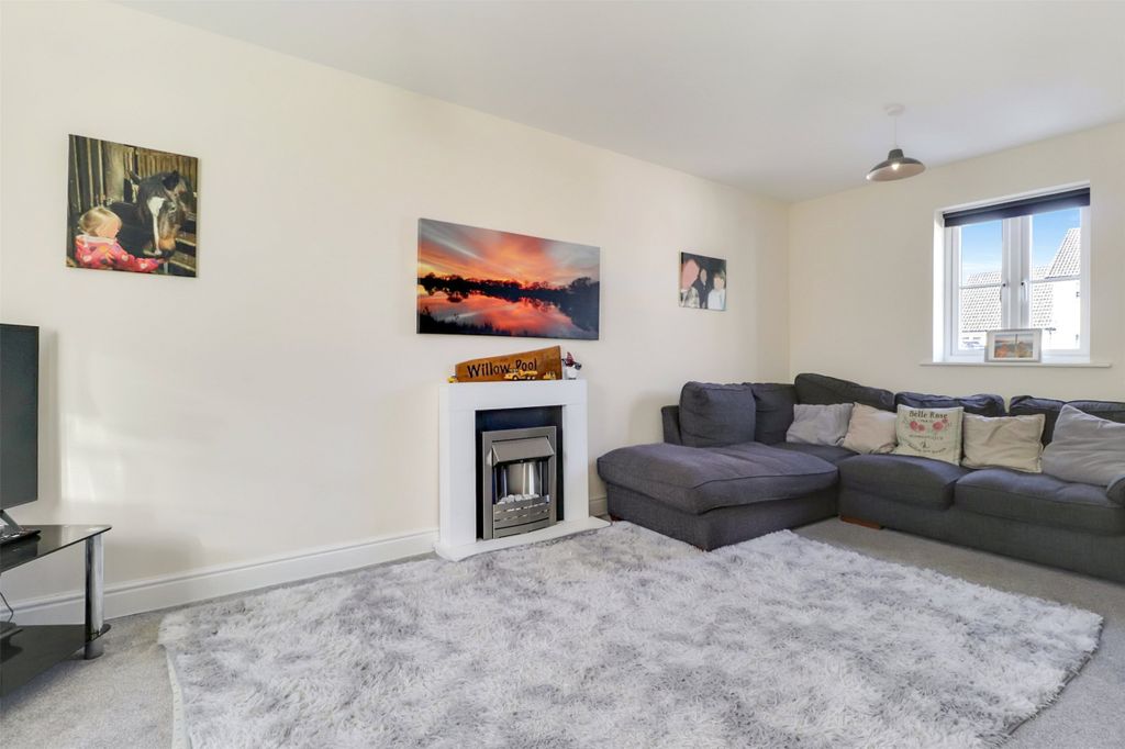 Property photo 3 of 12 Picture No. 13