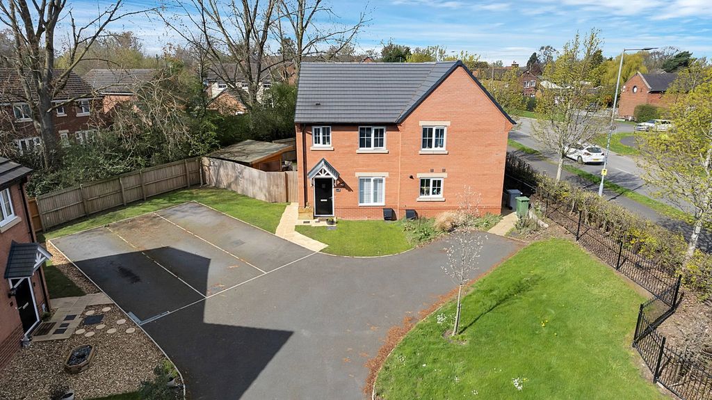 Property photo 2 of 23