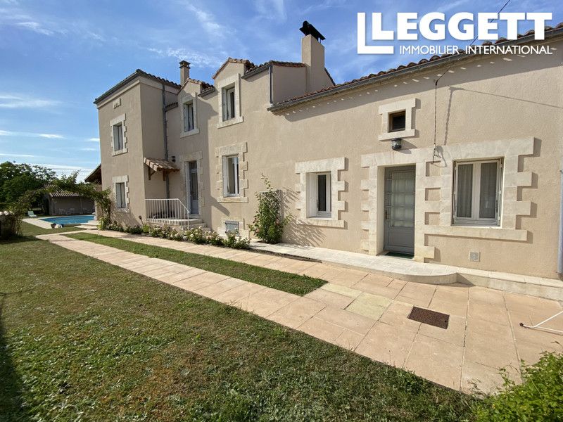 Property photo 2 of 10